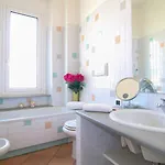 Lucifero View Apartment-cagliari 卡利亚里